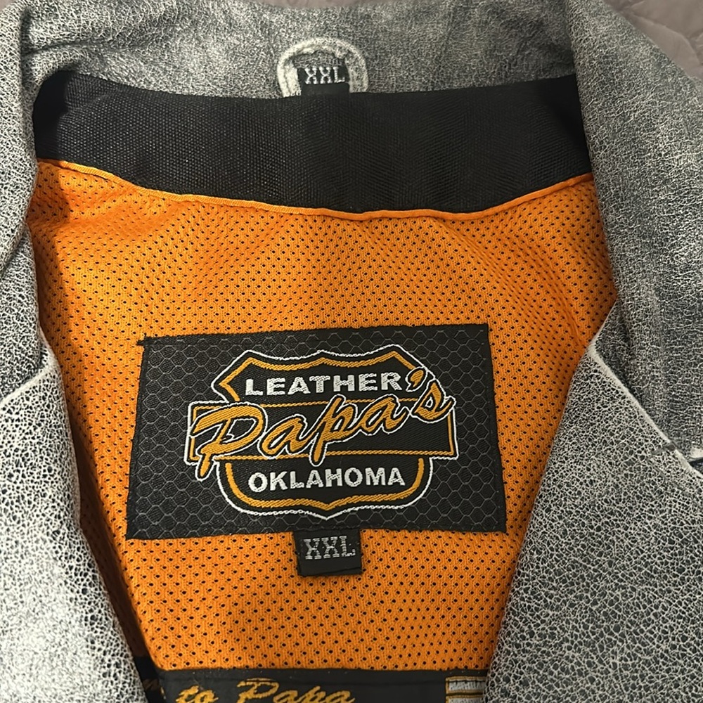 Lined motorcycle vest - Picture 4 of 11